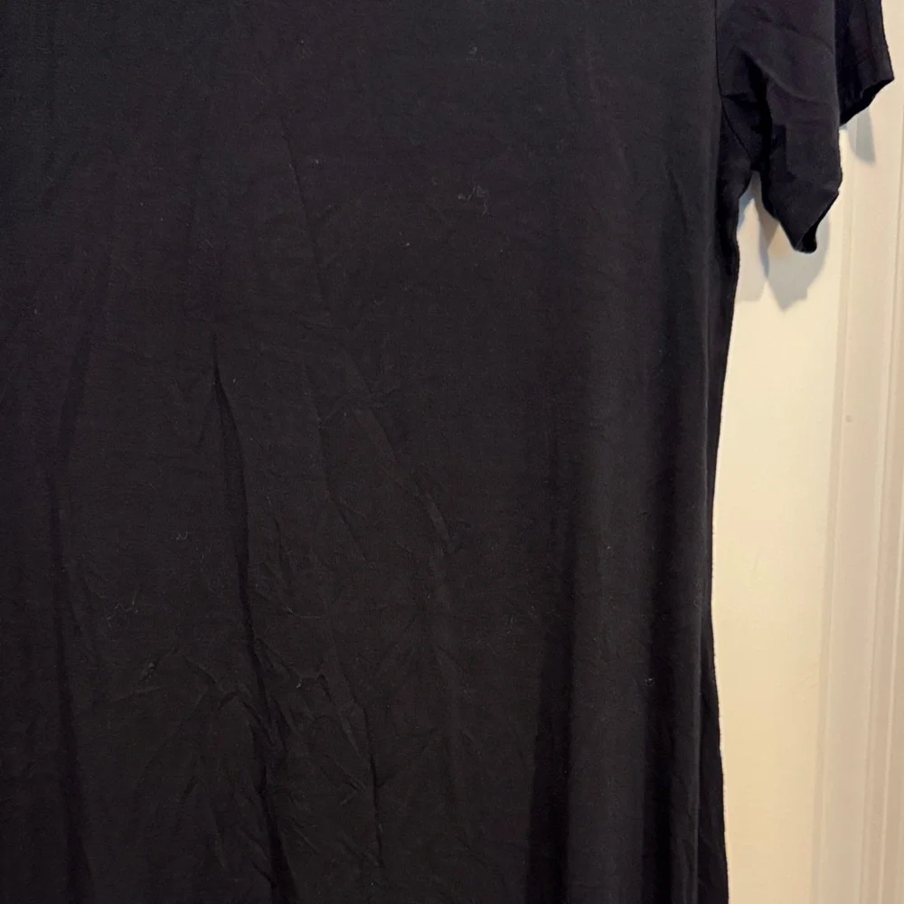 Daily Ritual Classic Black Tee - Picture 9 of 10